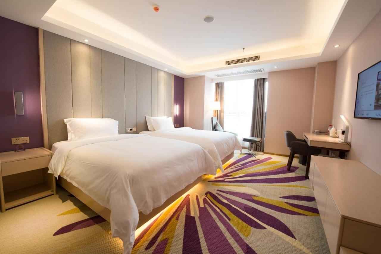 Lavande Hotel Luzhou Bbq New World Εξωτερικό φωτογραφία